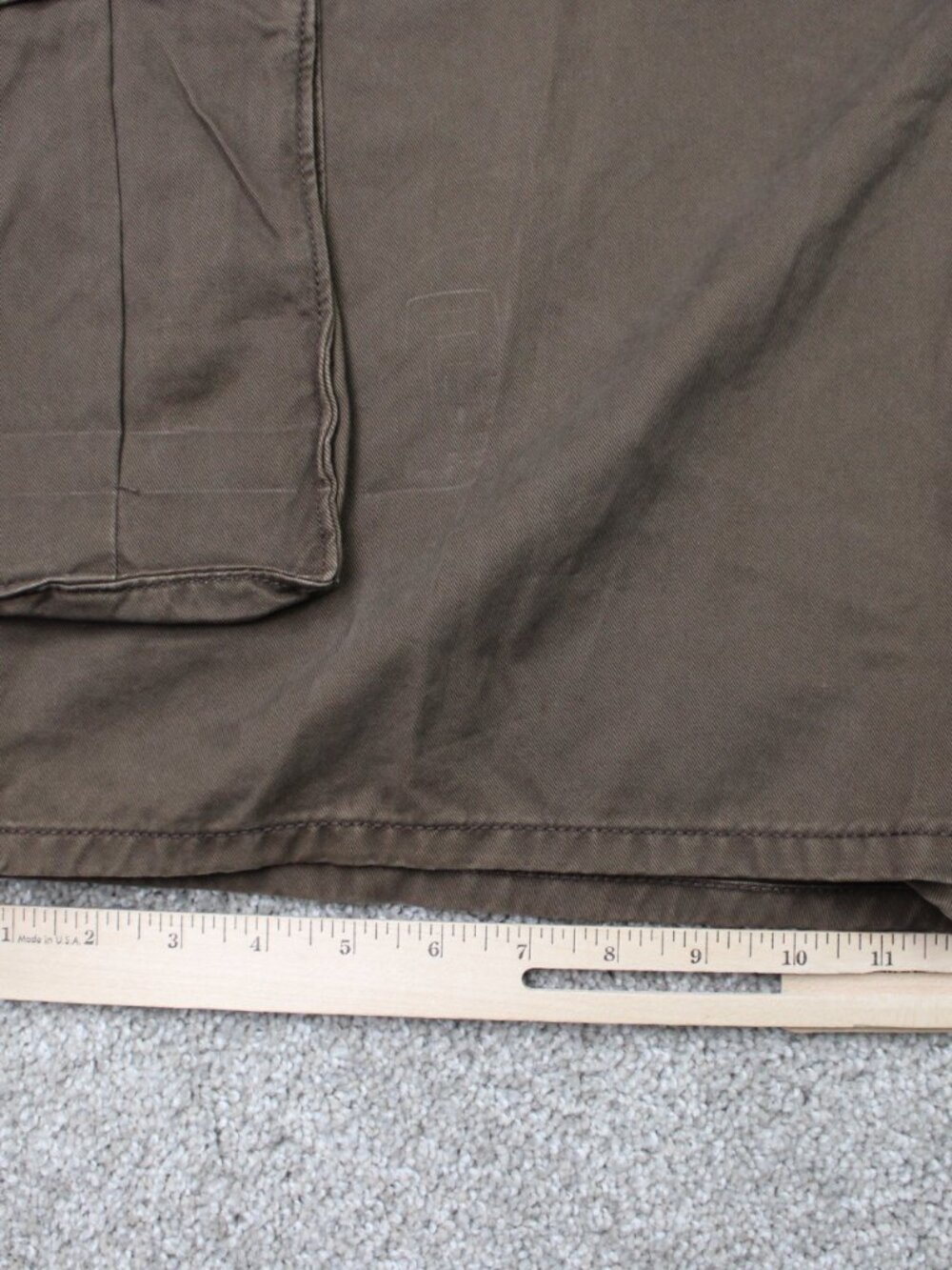 Levi's Shorts NWT Mens 48 Brown 11" Cargo Pocket Chino Flat Front 100% Cotton - Picture 4 of 14